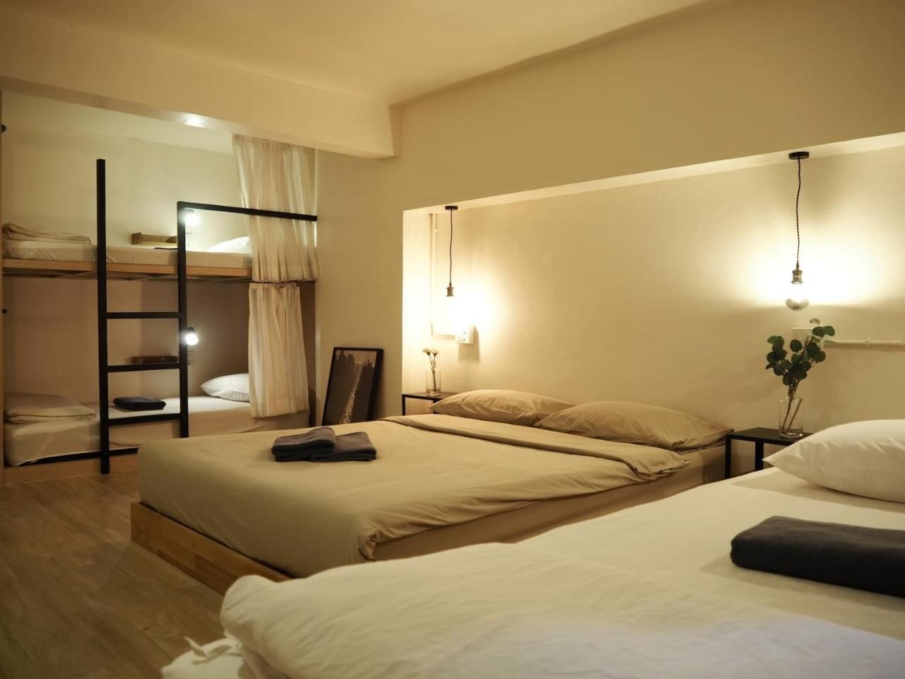 Monomer Hostel Bangkok Kültér fotó